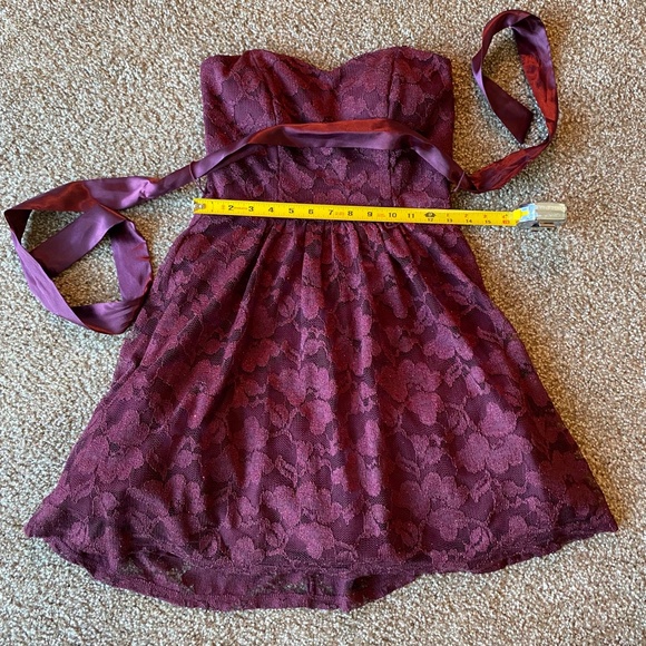 👗HP👗 Delias Burgundy Strapless Dress - Picture 6 of 13